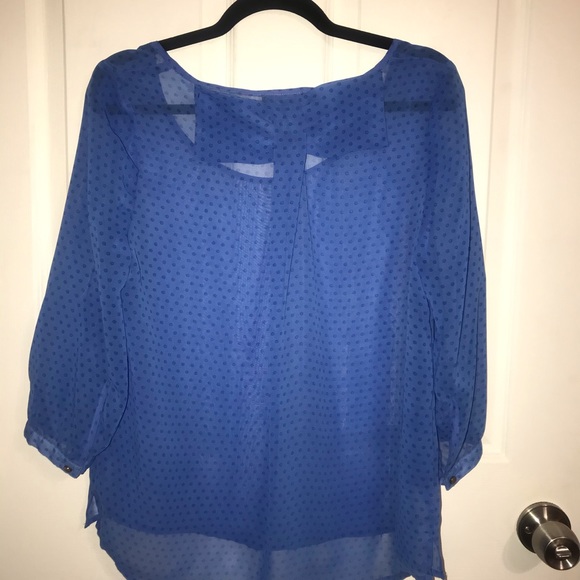 Blouse - Picture 2 of 3